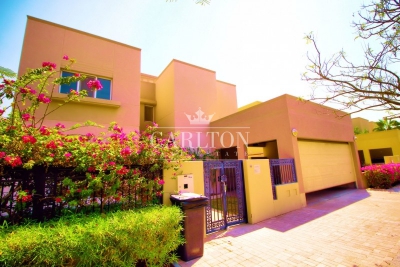 http://www.sandcastles.ae/dubai/property-for-rent/villa/meadows/5-bedroom/meadows-phase-6/30/09/2015/villa-for-rent-CRL-R-6856/151079/