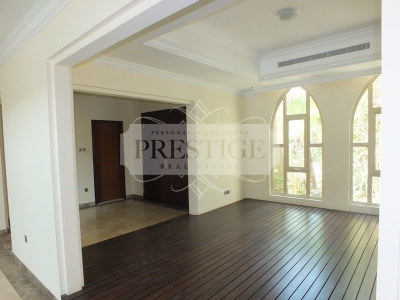 http://www.sandcastles.ae/dubai/property-for-sale/villa/jumeirah-islands/4-bedroom/garden-hall/10/04/2015/villa-for-sale-PRE11351/140173/