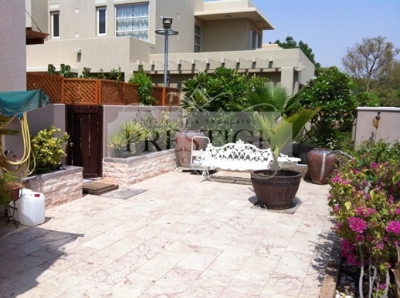 http://www.sandcastles.ae/dubai/property-for-sale/villa/arabian-ranches/3-bedroom/saheel/16/04/2015/villa-for-sale-PRE4392/140507/